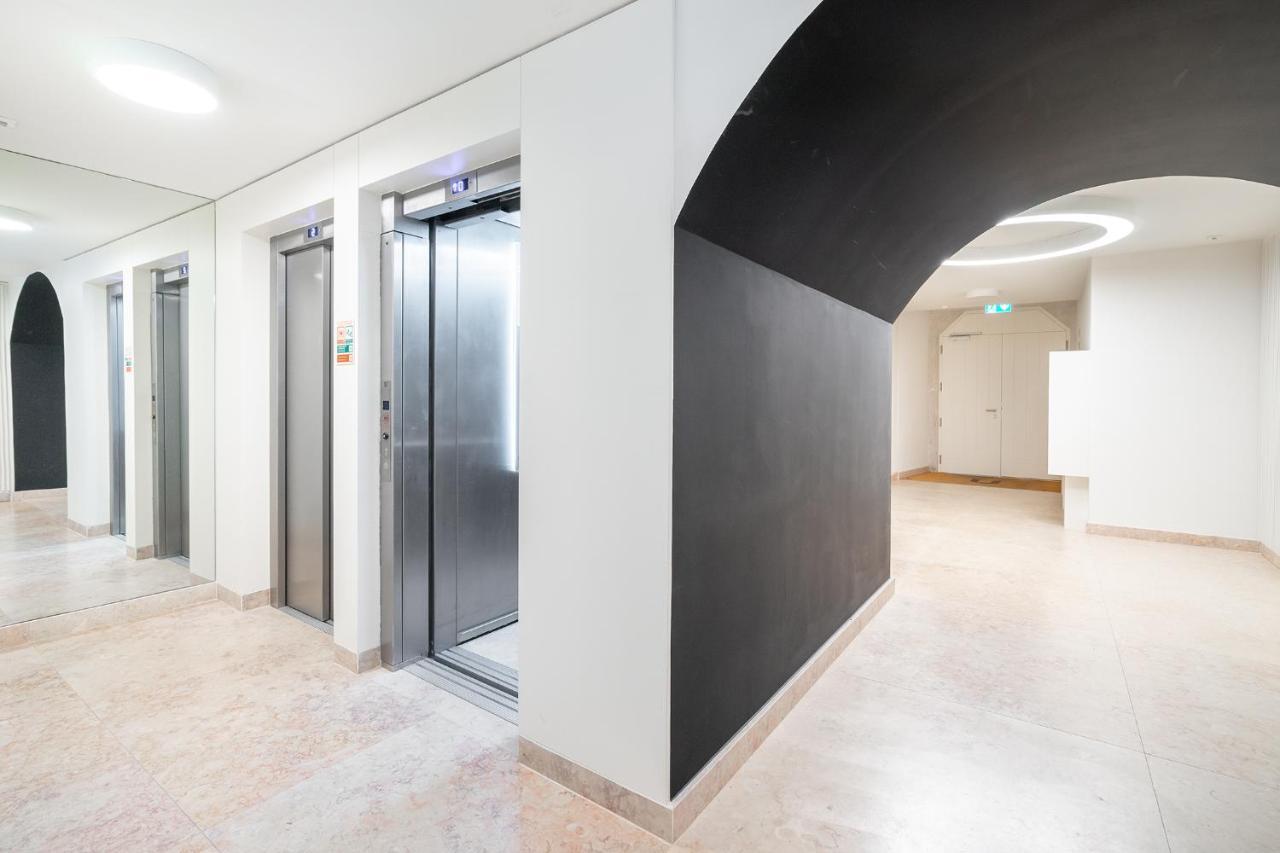 Whome Prime Location Contemporary Luxury W/ Ac & Elevator *